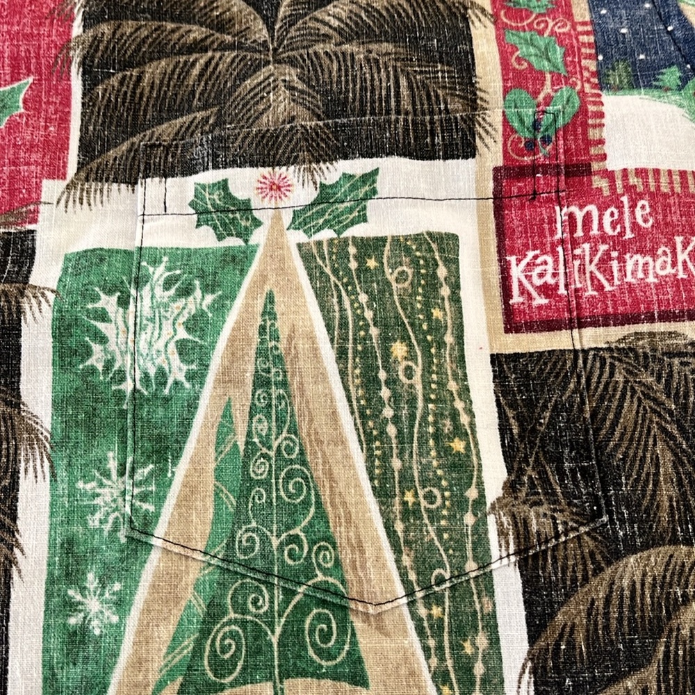 Vintage Reyn Spooner Christmas Hawaiian shirt - Picture 6 of 9